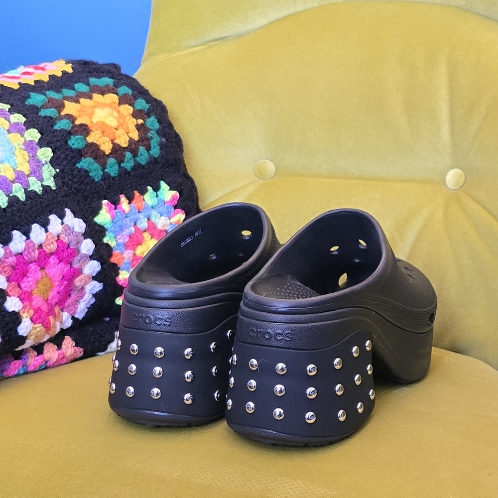 Crocs Siren Studded Crocs - Picture 2 of 4